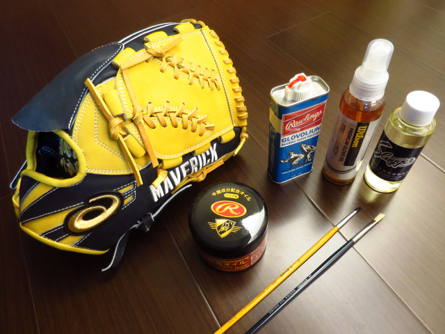 【圓圓小舖】第一次幫棒球手套上油保養就上手^^ 【圓圓小舖】第一次幫棒球手套上油保養就上手^^