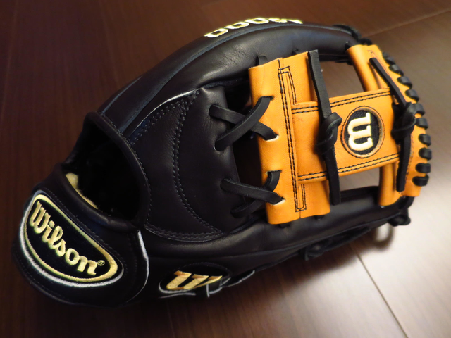 <手套欣賞>產地也是一種信仰~絕版日本製WILSON A2000系列 1787內野 <手套欣賞>產地也是一種信仰~絕版日本製WILSON A2000系列 1787內野
