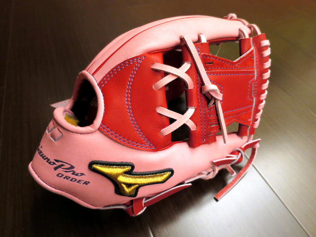【手套欣賞】日製硬式棒球手套也能搞粉紅色妹妹風~Mizuno pro order HAGA JAPAN 坂本勇人 5DNA 【手套欣賞】日製硬式棒球手套也能搞粉紅色妹妹風~Mizuno pro order HAGA JAPAN 坂本勇人 5DNA