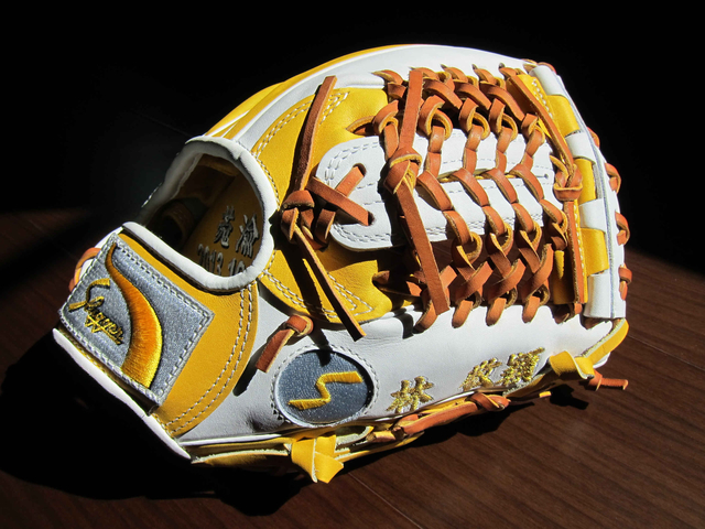 對一種型號的執著~Kubota Slugger Special order 久保田猛打者特別訂做手套(忍耐) KSG-7PSE 對一種型號的執著~Kubota Slugger Special order 久保田猛打者特別訂做手套(忍耐) KSG-7PSE