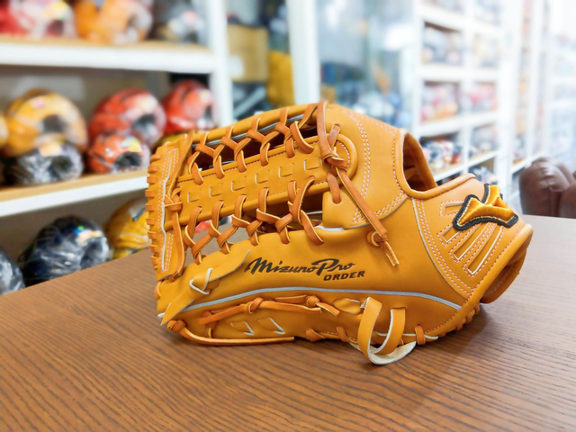 【圓圓小舖】棒球路上的貴人~愛心mizuno pro棒球手套 【圓圓小舖】棒球路上的貴人~愛心mizuno pro棒球手套