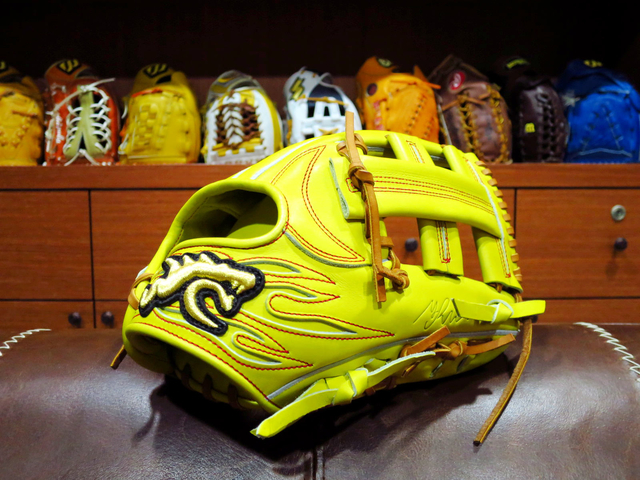 【圓圓小舖】傳說中的Ryu(龍)棒球手套真的有那麼神嗎? 【圓圓小舖】傳說中的Ryu(龍)棒球手套真的有那麼神嗎?