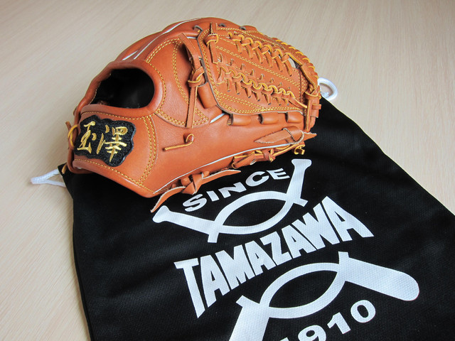 日本手套界的老頑固–TAMAZAWA(玉澤) 日本手套界的老頑固–TAMAZAWA(玉澤)