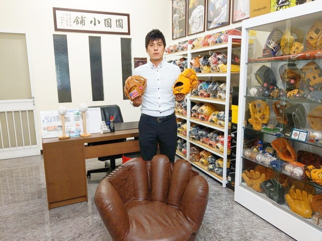 【圓圓小舖】對美國經典Rawlings HOH 及日本mizuno pro 漢字波賀棒球手套左擁右抱的型男!! 【圓圓小舖】對美國經典Rawlings HOH 及日本mizuno pro 漢字波賀棒球手套左擁右抱的型男!!