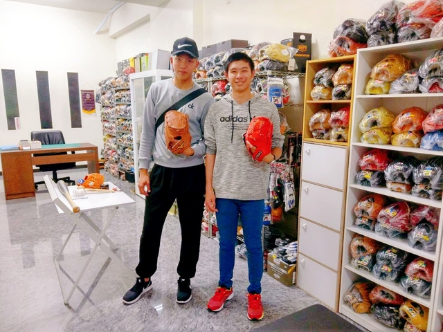 2018.12.24 日本日南學園留學生@圓圓小舖 2018.12.24 日本日南學園留學生@圓圓小舖