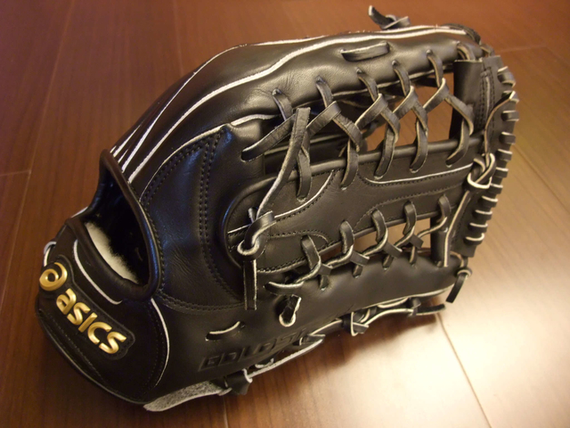 *手套交流福利品NO.101* 日製硬式ASICS GOLD STAGE 丹麥小牛皮外野手套 極新品 *手套交流福利品NO.101* 日製硬式ASICS GOLD STAGE 丹麥小牛皮外野手套 極新品
