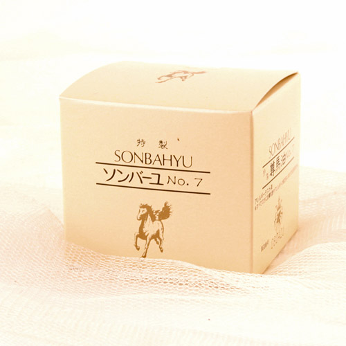 馬油也能保養手套 馬油也能保養手套