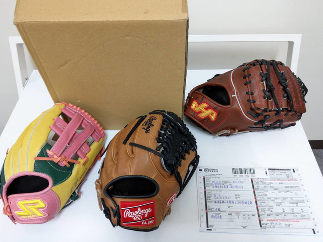 過年前的出貨潮^^~感謝球友支持 過年前的出貨潮^^~感謝球友支持