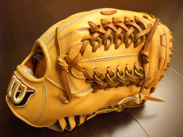 *手套交流福利品NO.109* 日製硬式WILSON STAFF 田中賢介式樣 *手套交流福利品NO.109* 日製硬式WILSON STAFF 田中賢介式樣