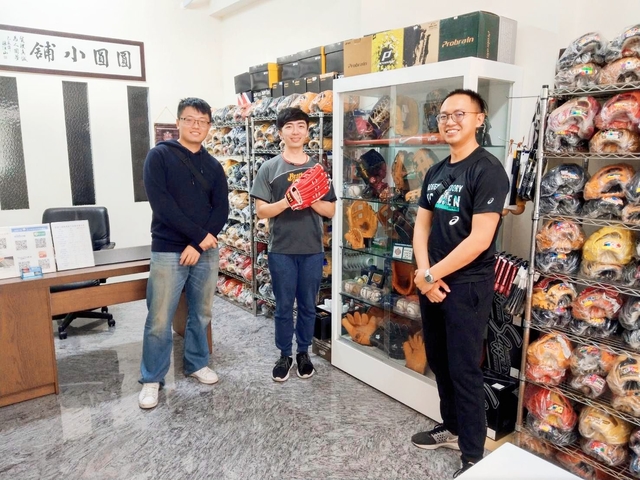 感謝政大學弟購買ZETT 職業組 for p 外野手套 感謝政大學弟購買ZETT 職業組 for p 外野手套