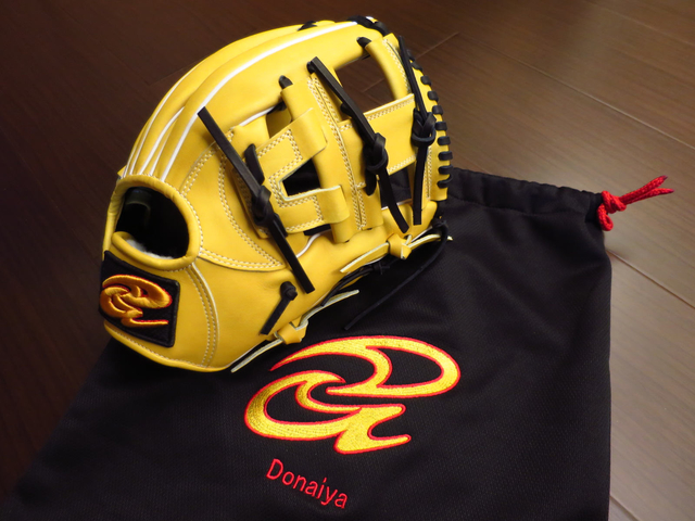 <手套欣賞>日本的豆奶呀特別好喝:D~日製硬式ドナイヤ Donaiya特別訂做手套 <手套欣賞>日本的豆奶呀特別好喝:D~日製硬式ドナイヤ Donaiya特別訂做手套