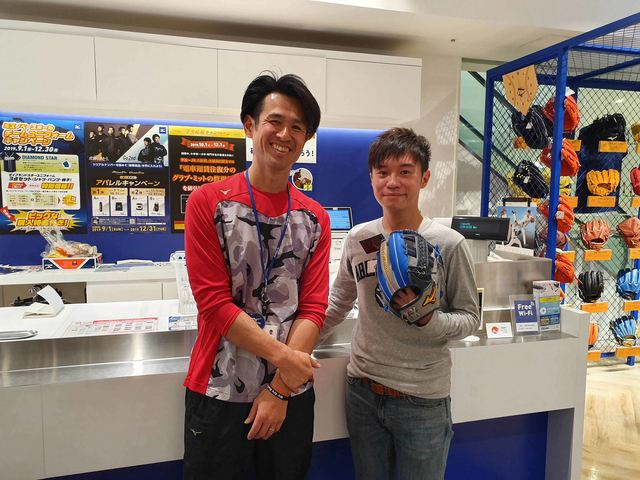 2019 蕭瑟甲子園(關西賞楓、嚐河豚)~DAY2 MIZUNO大阪茶屋町直營店遇見島內先生 2019 蕭瑟甲子園(關西賞楓、嚐河豚)~DAY2 MIZUNO大阪茶屋町直營店遇見島內先生