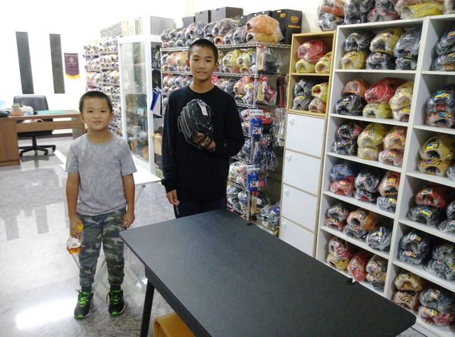 2018.10.20 全家都是棒球人的台北球友 2018.10.20 全家都是棒球人的台北球友