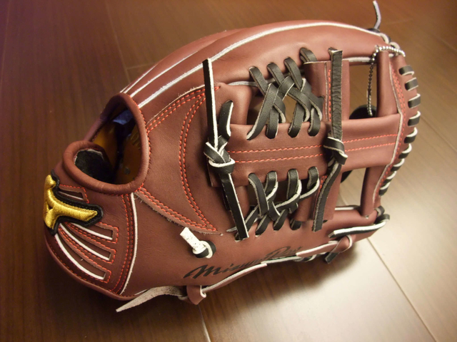 <手套欣賞> 日製硬式 Mizuno pro order 堂林翔太 <手套欣賞> 日製硬式 Mizuno pro order 堂林翔太