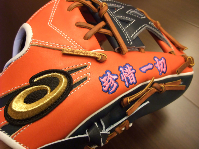 <手套欣賞> ASICS GOLD STAGE special order 特別訂做手套~珍惜一切 <手套欣賞> ASICS GOLD STAGE special order 特別訂做手套~珍惜一切