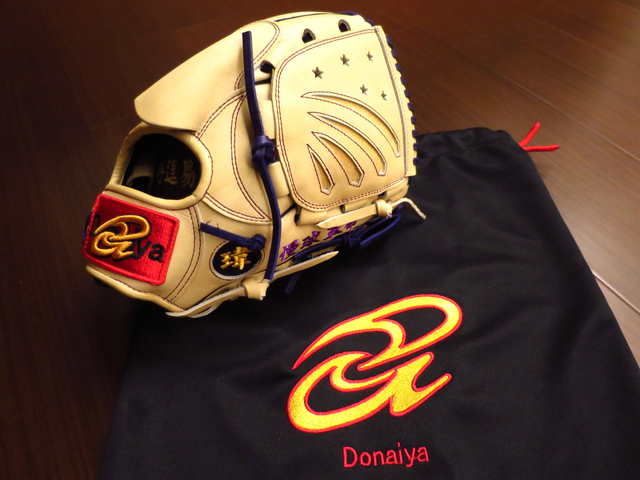 【圓圓小舖】喜歡抖奶呀的竹北慢球革命教主~日製硬式 Donaiya special order 【圓圓小舖】喜歡抖奶呀的竹北慢球革命教主~日製硬式 Donaiya special order