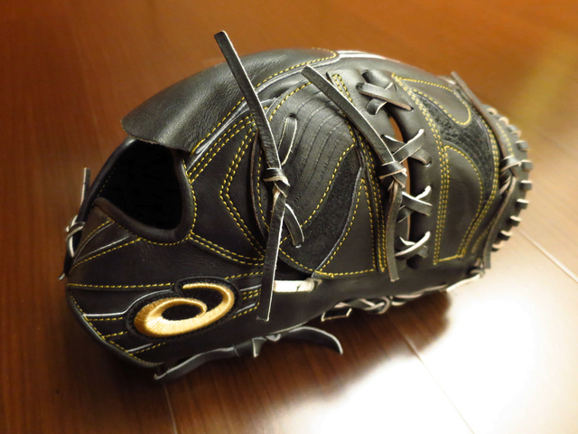 *手套交流福利品NO.304* 除夕夜守歲的福利~日製硬式Asics gold stage special order 大谷翔平 *手套交流福利品NO.304* 除夕夜守歲的福利~日製硬式Asics gold stage special order 大谷翔平