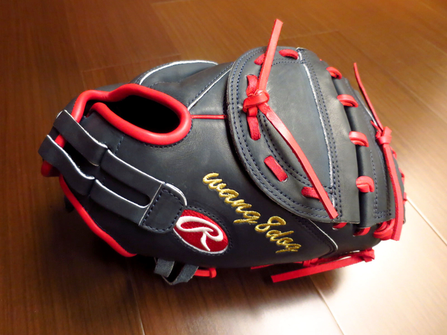 【圓圓小舖】快壘捕套很難找怎麼辦?那就訂製一咖吧XD~美規Rawlings HOH 快速壘球捕手手套 【圓圓小舖】快壘捕套很難找怎麼辦?那就訂製一咖吧XD~美規Rawlings HOH 快速壘球捕手手套