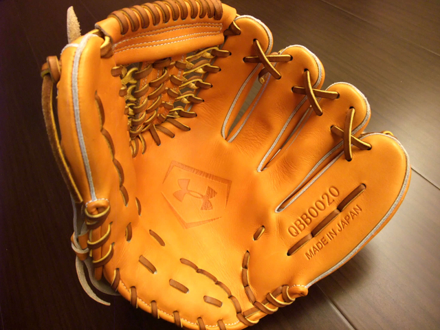 *手套交流福利品NO.35* 日製硬式Under Armour UA 松田宣浩式樣 *手套交流福利品NO.35* 日製硬式Under Armour UA 松田宣浩式樣