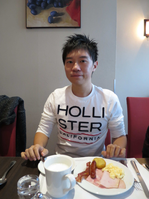 2014 Bonjour 法國行 Day 5–奧薇小鎮、梵谷公園、LA VALLEE VILLAGE OUTLET 2014 Bonjour 法國行 Day 5–奧薇小鎮、梵谷公園、LA VALLEE VILLAGE OUTLET