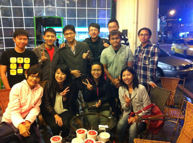 2013.4.6 日新國小六年六班同學會 2013.4.6 日新國小六年六班同學會