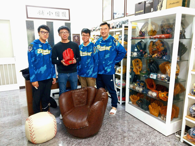 【圓圓小舖】超級有向心力的嘉義球友^^ 【圓圓小舖】超級有向心力的嘉義球友^^