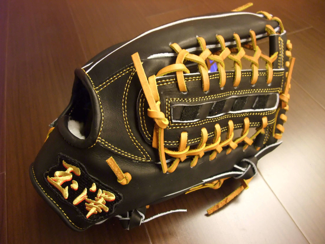 <手套欣賞>日製硬式玉澤斜標系列~you can teach an old dog new tricks <手套欣賞>日製硬式玉澤斜標系列~you can teach an old dog new tricks