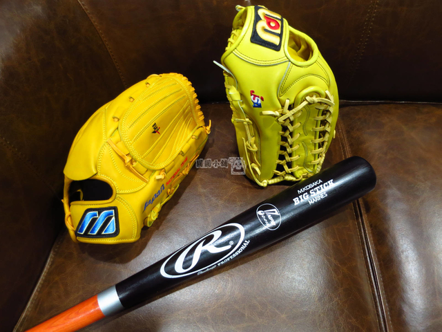 <手套欣賞>日本也是有”壘球專用手套”的哦!日本製World Pegasus 外野牛舌手套 JSA刺繡 <手套欣賞>日本也是有”壘球專用手套”的哦!日本製World Pegasus 外野牛舌手套 JSA刺繡