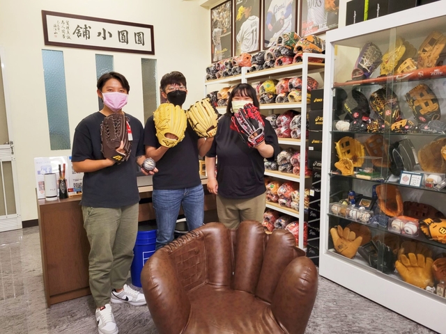 【圓圓小舖】來圓圓小舖挑送給學姐的禮物^^~感謝木棉花女子棒球隊及漁光女子棒隊成員^^ 【圓圓小舖】來圓圓小舖挑送給學姐的禮物^^~感謝木棉花女子棒球隊及漁光女子棒隊成員^^