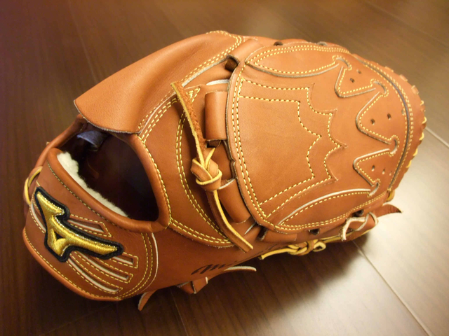 *手套交流福利品NO.42* 日製硬式 mizuno pro order 北歐小牛皮 田中將大皇冠式樣 *手套交流福利品NO.42* 日製硬式 mizuno pro order 北歐小牛皮 田中將大皇冠式樣
