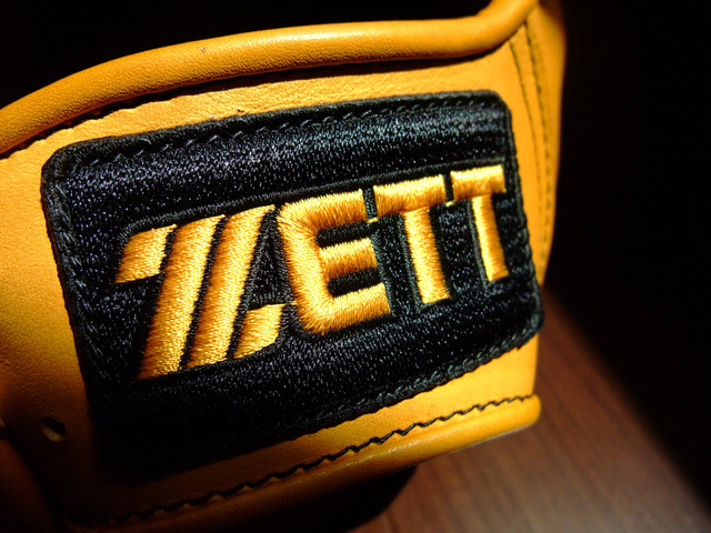 喜歡舊標的年輕人 喜歡舊標的年輕人