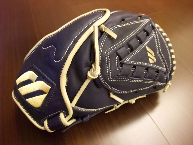 <手套欣賞> mizuno 工藤公康 model (另一個可調手腕鬆緊機能) <手套欣賞> mizuno 工藤公康 model (另一個可調手腕鬆緊機能)