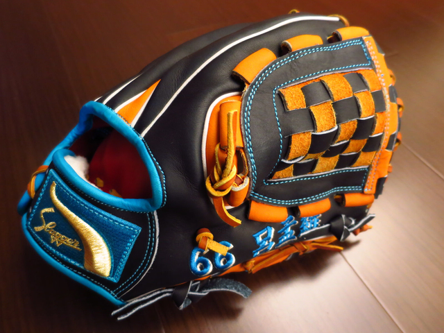 <手套欣賞>到底是ZETT還是久保田?XD 日製硬式久保田本多雄一式樣 <手套欣賞>到底是ZETT還是久保田?XD 日製硬式久保田本多雄一式樣