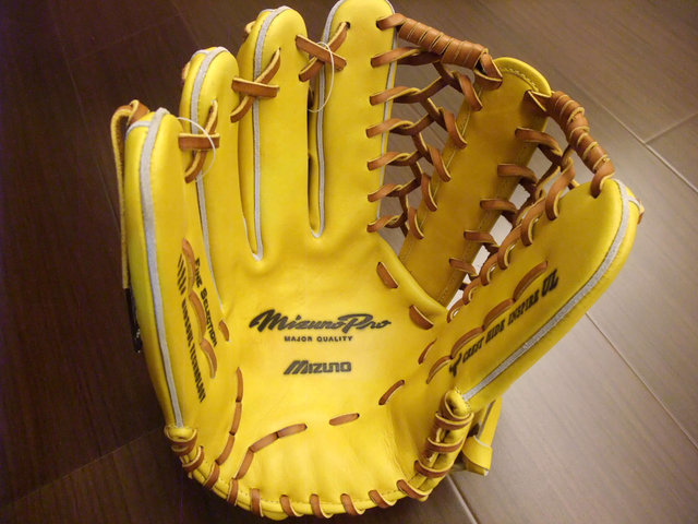 <手套欣賞> 美型套套 MIZUNO PRO 金標 硬式壘球專用手套 <手套欣賞> 美型套套 MIZUNO PRO 金標 硬式壘球專用手套