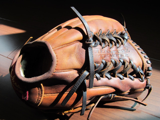 Say It Ain’t So, Joe 墨西哥製仿古手套-Shoeless Joe(赤腳喬) Say It Ain’t So, Joe 墨西哥製仿古手套-Shoeless Joe(赤腳喬)