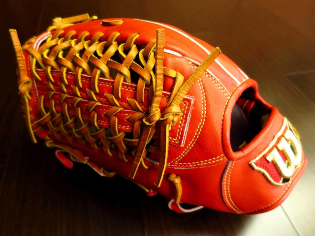 *手套交流福利品NO.237* 日製硬式Wilson Staff 盾牌標外野手套 左撇子福利 *手套交流福利品NO.237* 日製硬式Wilson Staff 盾牌標外野手套 左撇子福利