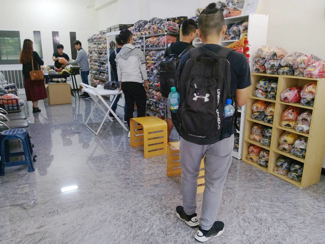 2017.12.16 聚集各路英雄好漢的圓圓小舖^^ 2017.12.16 聚集各路英雄好漢的圓圓小舖^^