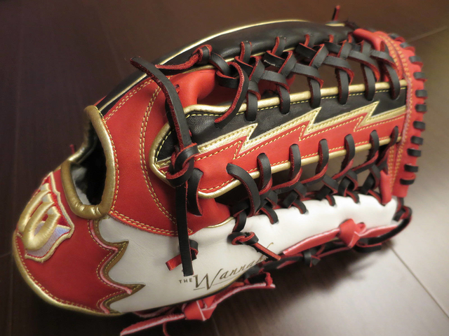 *手套交流福利品NO.133*日規軟式WILSON wannabe hero系列外野手套 *手套交流福利品NO.133*日規軟式WILSON wannabe hero系列外野手套