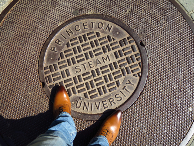 2014 美國紐約行 Day1–普林斯頓大學、自由鐘、大巴拋錨 2014 美國紐約行 Day1–普林斯頓大學、自由鐘、大巴拋錨