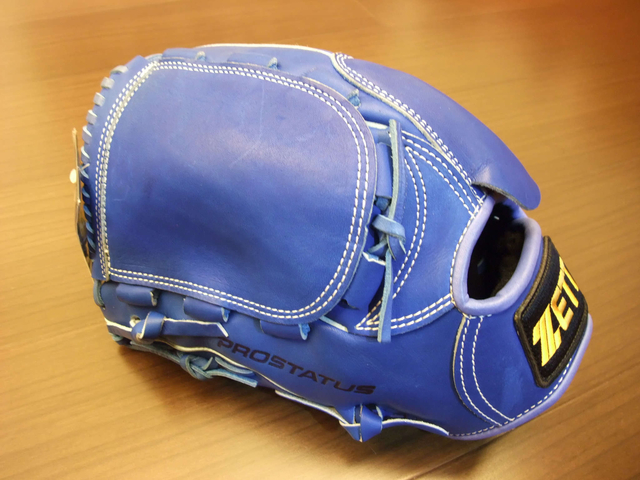 <手套欣賞> 寶藍色的投手手套就是帥~ZETT PRO STATUS 陳偉殷式樣 <手套欣賞> 寶藍色的投手手套就是帥~ZETT PRO STATUS 陳偉殷式樣