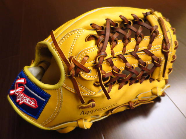 *手套交流福利品NO.231* 日製硬式久保田 KSG-SPT 黃色外野款 *手套交流福利品NO.231* 日製硬式久保田 KSG-SPT 黃色外野款