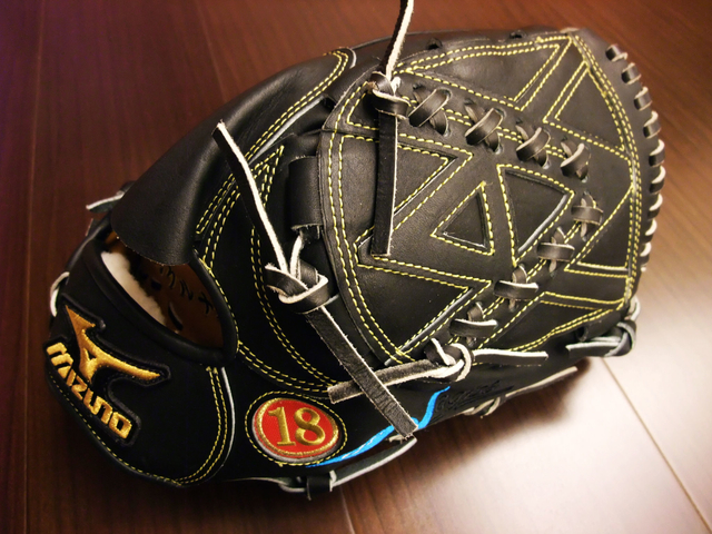 <手套欣賞>同場加映~日製硬式mizuno pro for p 新垣渚支給用手套(ナンクルナイサ) <手套欣賞>同場加映~日製硬式mizuno pro for p 新垣渚支給用手套(ナンクルナイサ)