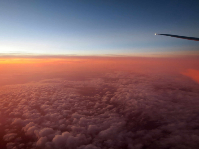 2016 My Honeymoon in Italy 義大利蜜月旅行 Day 0~17小時的長途飛行 2016 My Honeymoon in Italy 義大利蜜月旅行 Day 0~17小時的長途飛行