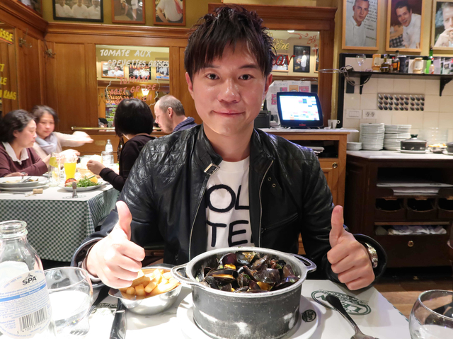 2018 沉浸在大麻、起司、巧克力的國度(荷比盧自助旅行^^)–Day 3 梵谷博物館、比利時 Chez Leon淡菜餐廳 2018 沉浸在大麻、起司、巧克力的國度(荷比盧自助旅行^^)–Day 3 梵谷博物館、比利時 Chez Leon淡菜餐廳