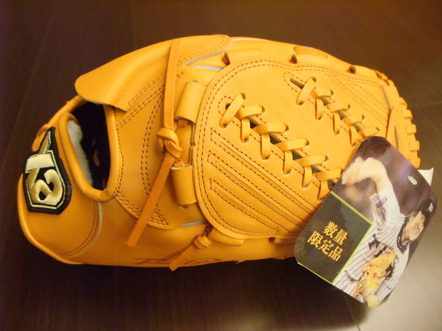 <手套欣賞> XANAX 藤川球兒 BHG*T22A 數量限定品 <手套欣賞> XANAX 藤川球兒 BHG*T22A 數量限定品