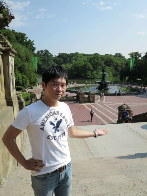 2014 美國紐約行 Day 6–New York City Tour(中央公園、廣場飯店、APPLE STORE、洋基專賣店) 2014 美國紐約行 Day 6–New York City Tour(中央公園、廣場飯店、APPLE STORE、洋基專賣店)
