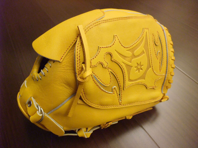 <手套欣賞> ASICS 達比修有式樣手套 北海道球擋 <手套欣賞> ASICS 達比修有式樣手套 北海道球擋