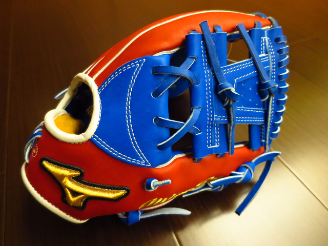 <手套欣賞> 最屌的生日禮物~日製硬式Mizuno pro order (HAGA JAPAN) 斜標+AXI 中華隊配色 <手套欣賞> 最屌的生日禮物~日製硬式Mizuno pro order (HAGA JAPAN) 斜標+AXI 中華隊配色