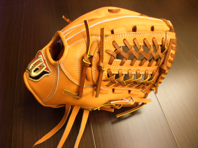 *手套交流福利品NO.28* 日製硬式wilson盾牌標 wilson staff系列 *手套交流福利品NO.28* 日製硬式wilson盾牌標 wilson staff系列