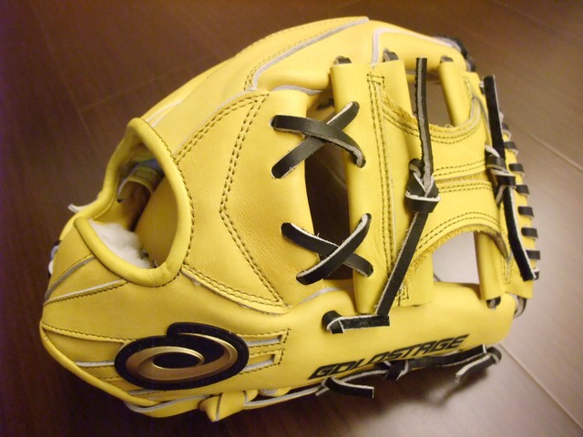 <手套欣賞>假鬼假怪的手背造型~日製硬式ASICS GOLD STAGE SPEED AXEL系列 <手套欣賞>假鬼假怪的手背造型~日製硬式ASICS GOLD STAGE SPEED AXEL系列